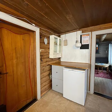 Alpstuga Buhaug - At *