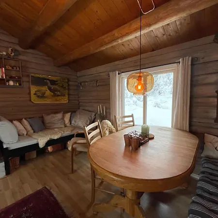 Buhaug - At Alpstuga Sjusjoen